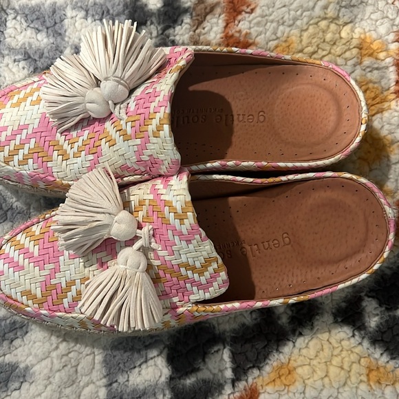 Kenneth Cole gentle Souls size 8 slip on shoes - Picture 2 of 5